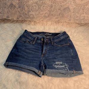UNIVERSAL THREAD JEAN SHORTS